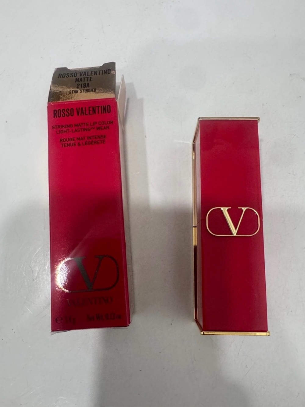 New Valentino Rosso Striking Matte Lip Color - Picture 7 of 8